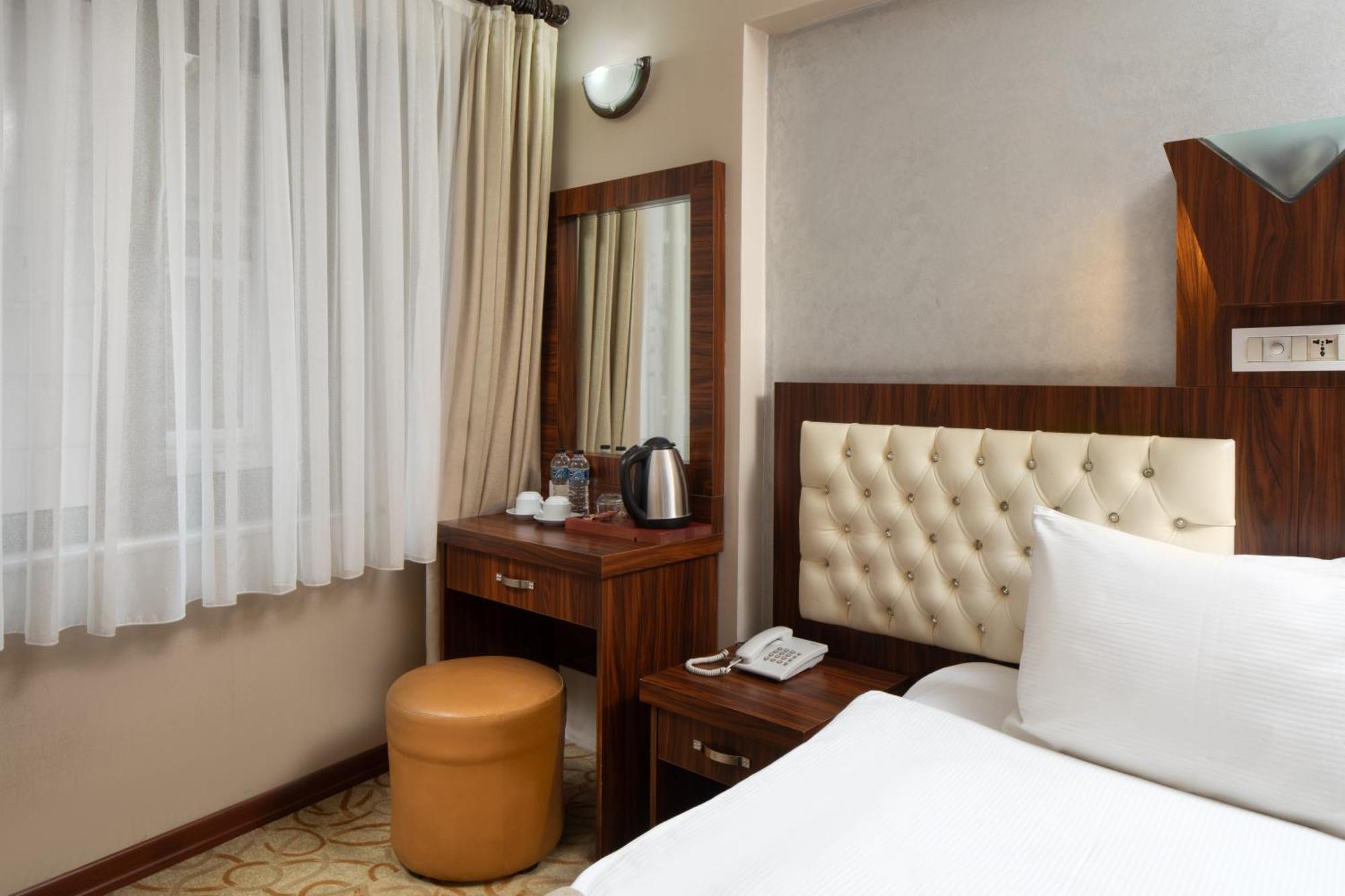 Elan Hotel Istanbul Pera Exterior photo