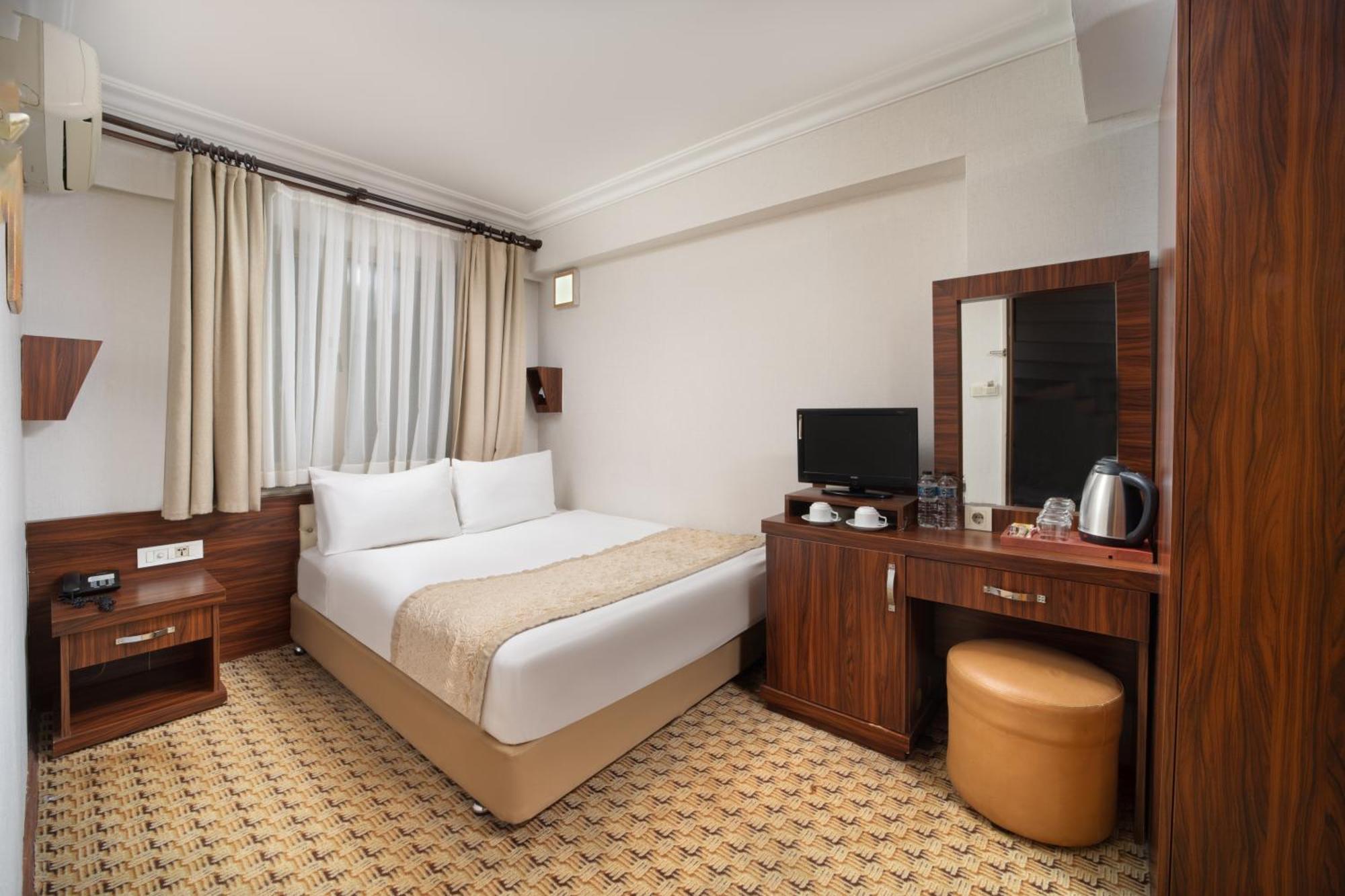 Elan Hotel Istanbul Pera Exterior photo