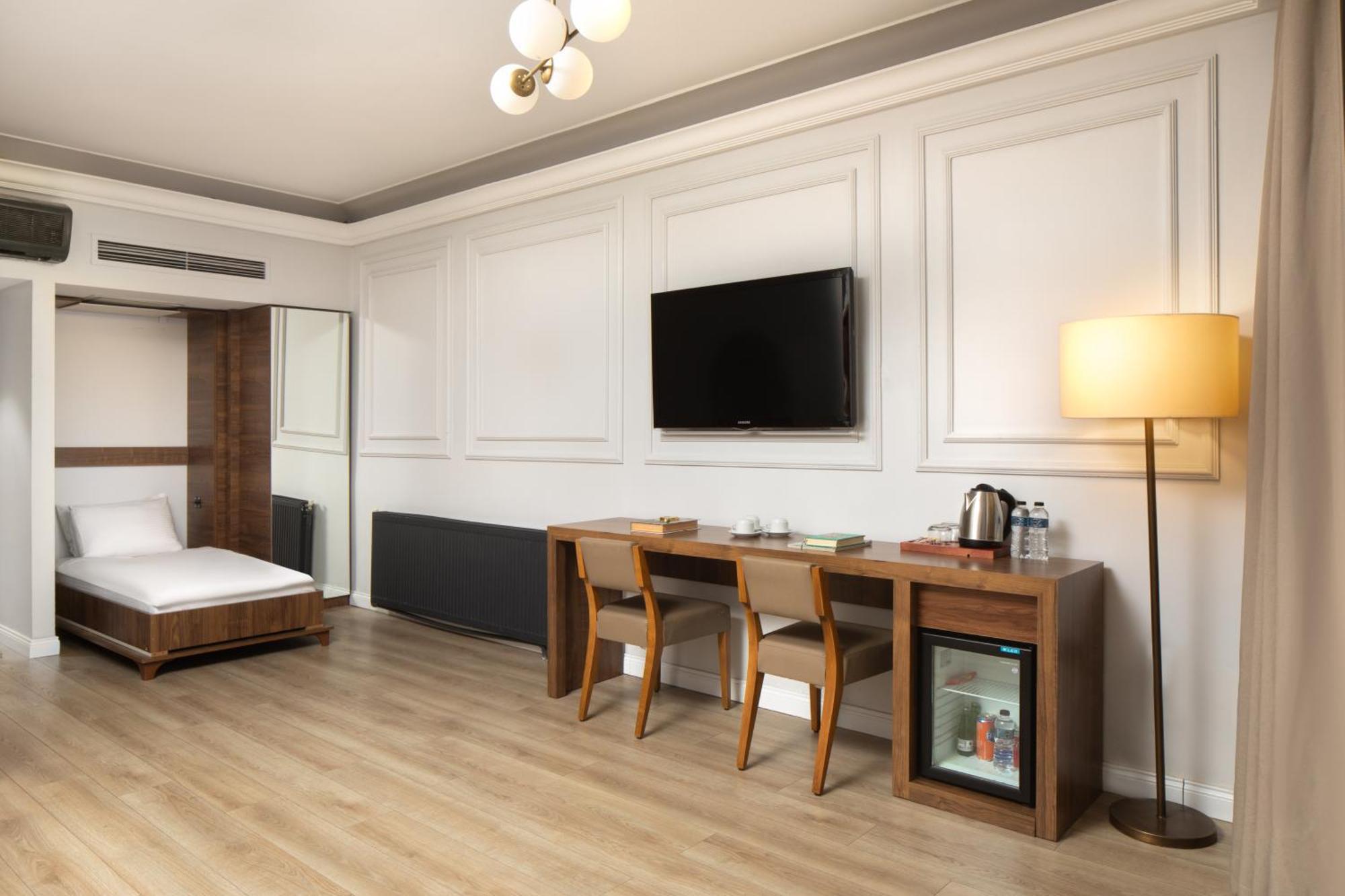Elan Hotel Istanbul Pera Exterior photo